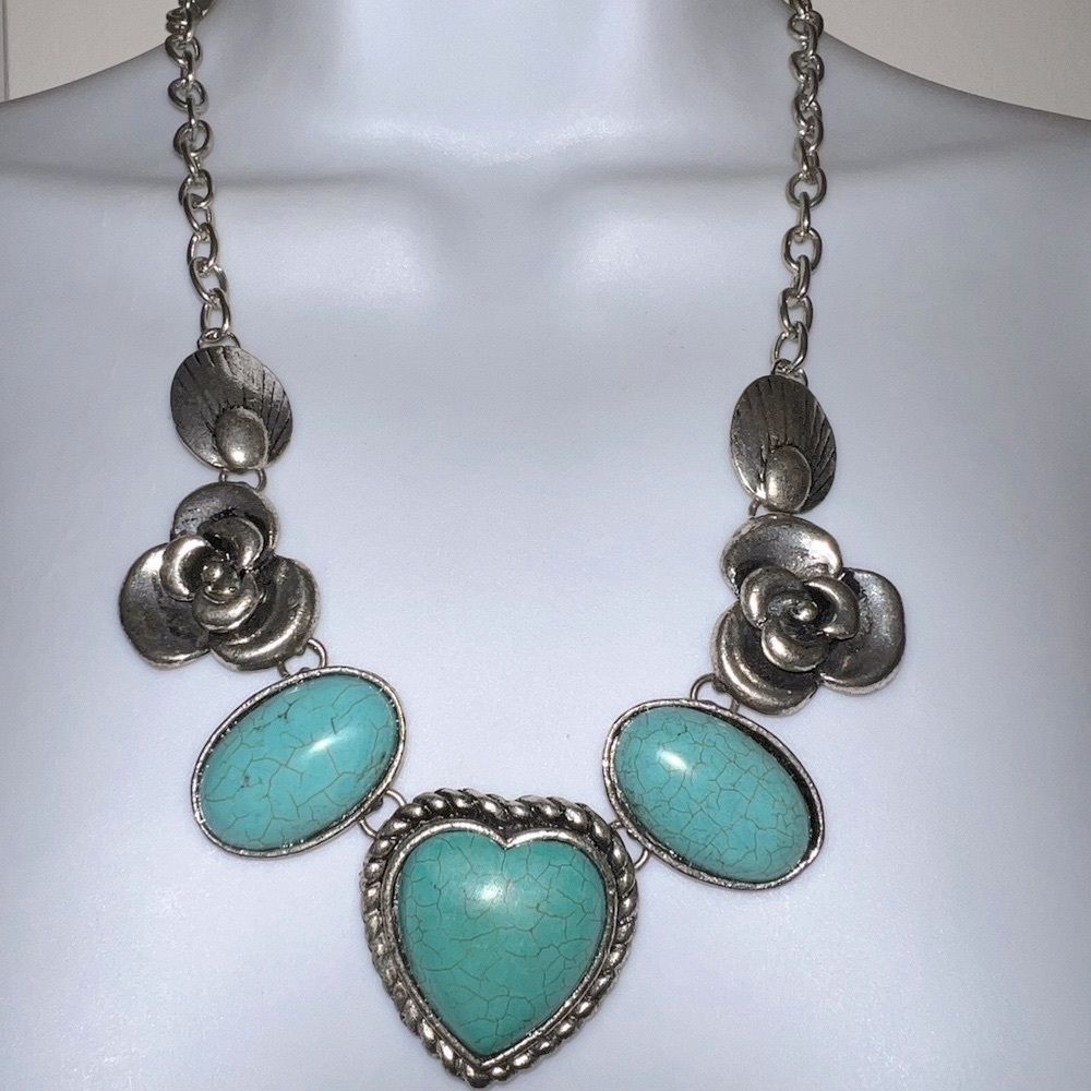 SILVER AND TURQUOISE OVAL AND HEART CONCHO NECKLACE